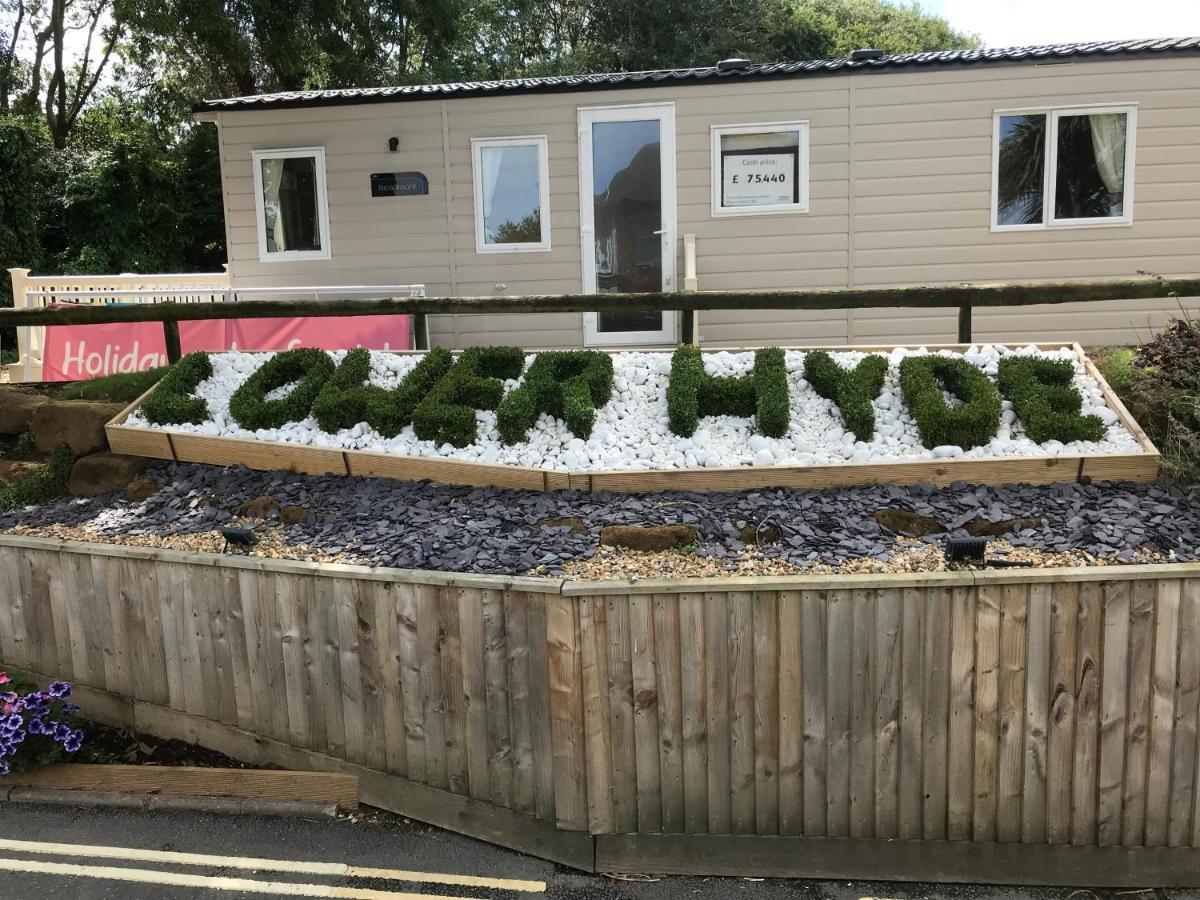 2 Bedroom Caravan Nv16, Lower Hyde, Shanklin, Isle Of Wight מראה חיצוני תמונה